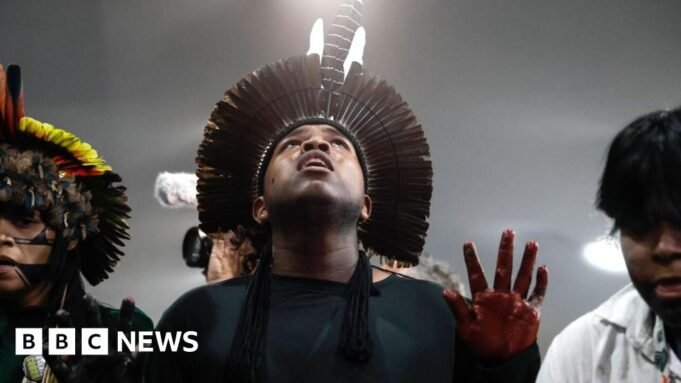 Οι συνομιλίες του ΟΗΕ για το κλίμα αποτυγχάνουν να εξασφαλίσουν Οι συνομιλίες του ΟΗΕ για το κλίμα αποτυγχάνουν να εξασφαλίσουν νέες υποσχέσεις για ορυκτά καύσιμα
| presscode.gr