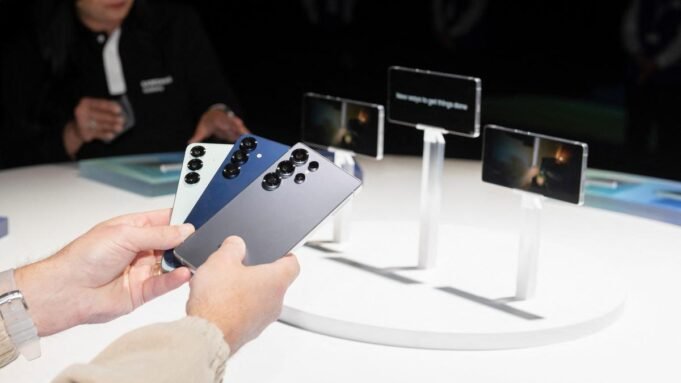 Οι τιμές των smartphone αυξήθηκαν κατά 2.000 ₹ στην Ινδία, Google Preferred Source