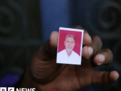 Οικογένεια Ινδού άνδρα που λιντσάρεται λόγω φήμες για βόειο κρέας που δεσμεύεται να συνεχίσει να αγωνίζεται για δικαιοσύνη
| presscode.gr Οικογένεια Ινδού άνδρα που λιντσάρεται λόγω φήμες για βόειο κρέας που δεσμεύεται να συνεχίσει να αγωνίζεται για δικαιοσύνη
| presscode.gr