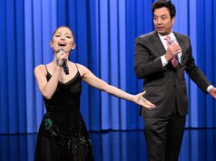 Παρακολουθήστε την Ariana Grande και τον Jimmy Fallon να ερμηνεύουν μια ιστορία διάσημων ντουέτα
| presscode.gr Παρακολουθήστε την Ariana Grande και τον Jimmy Fallon να ερμηνεύουν μια ιστορία διάσημων ντουέτα
| presscode.gr