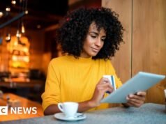 Ποιοι είναι οι συντελεστές και τα κατώτατα όρια φόρου εισοδήματος και εθνικής ασφάλισης του Ηνωμένου Βασιλείου;
| presscode.gr Ποιοι είναι οι συντελεστές και τα κατώτατα όρια φόρου εισοδήματος και εθνικής ασφάλισης του Ηνωμένου Βασιλείου;
| presscode.gr