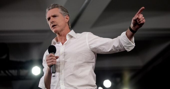 Πού είναι ο Steve Kornacki; Τι πρέπει να γνωρίζετε για την αποψινή κάλυψη των εκλογών
| presscode.gr