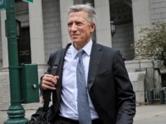 Πώς ο Byron Trott έγινε ο αγαπημένος τραπεζίτης του Warren Buffett και των πλουσιότερων οικογενειών της Αμερικής
| presscode.gr Πώς ο Byron Trott έγινε ο αγαπημένος τραπεζίτης του Warren Buffett και των πλουσιότερων οικογενειών της Αμερικής
| presscode.gr