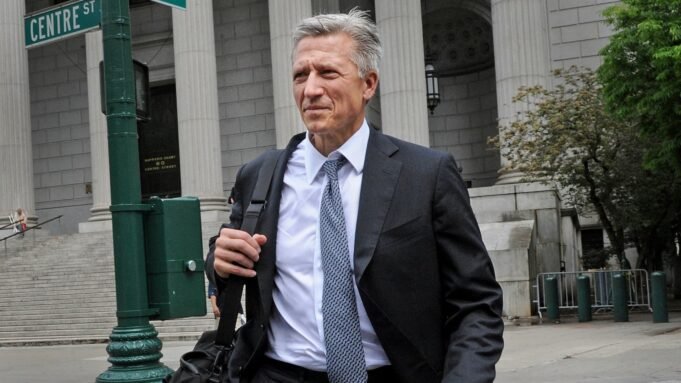 Πώς ο Byron Trott έγινε ο αγαπημένος τραπεζίτης του Warren Buffett και των πλουσιότερων οικογενειών της Αμερικής
| presscode.gr