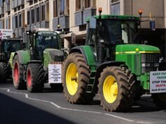 Σταματήστε τον ακρωτηριασμό του φόρου θανάτου από τη δολοφονία των οικογενειακών αγροκτημάτων
| presscode.gr Σταματήστε τον ακρωτηριασμό του φόρου θανάτου από τη δολοφονία των οικογενειακών αγροκτημάτων
| presscode.gr