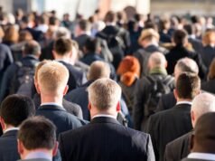 Τα αφεντικά της Βρετανίας κατακρίνουν τους «αντιεπιχειρηματικούς» Εργατικούς επειδή δεν ανταμείβουν τη σκληρή δουλειά
| presscode.gr Τα αφεντικά της Βρετανίας κατακρίνουν τους «αντιεπιχειρηματικούς» Εργατικούς επειδή δεν ανταμείβουν τη σκληρή δουλειά
| presscode.gr