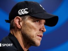 Τα παράπονα του διαιτητή Springbok δεν θα επηρεάσουν την προετοιμασία της Ιρλανδίας
| presscode.gr Τα παράπονα του διαιτητή Springbok δεν θα επηρεάσουν την προετοιμασία της Ιρλανδίας
| presscode.gr