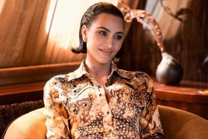 Το «All's Fair» της Κιμ Καρντάσιαν κατακρίνεται από τους κριτικούς: Το «All's Fair» της Κιμ Καρντάσιαν κατακρίνεται από τους κριτικούς: «Συναρπαστικά, ακατανόητα, υπαρξιακά τρομερό»
| presscode.gr