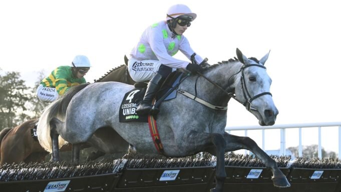 Το Lossiemouth στο cruise control για να πάρει τη Morgiana Hurdle
| presscode.gr