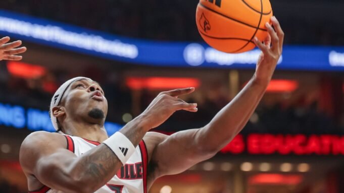 Το Purdue διεκδικεί Νο. 1; Λούισβιλ, Ιλίνι στο top 10 Το Purdue διεκδικεί Νο. 1; Λούισβιλ, Ιλίνι στο top 10
| presscode.gr