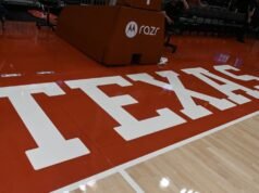 Το Τέξας προσθέτει το 2ο top-10 γυναικείο δεσμό στεφάνων
| presscode.gr Το Τέξας προσθέτει το 2ο top-10 γυναικείο δεσμό στεφάνων
| presscode.gr