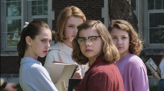 «Το βιβλίο είναι γεμάτο αινίγματα και ερωτήσεις»: Καλώς ήρθατε στους «Το βιβλίο είναι γεμάτο αινίγματα και ερωτήσεις»: Καλώς ήρθατε στους δημιουργούς του Derry Barbara και Andy Muschietti σχετικά με το γιατί η σειρά τρόμου του HBO είναι κάτι περισσότερο από Pennywise
| presscode.gr