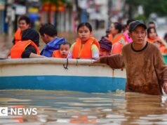 Τουλάχιστον 90 νεκροί και 12 αγνοούμενοι έχουν οι πλημμύρες στο Βιετνάμ
| presscode.gr Τουλάχιστον 90 νεκροί και 12 αγνοούμενοι έχουν οι πλημμύρες στο Βιετνάμ
| presscode.gr
