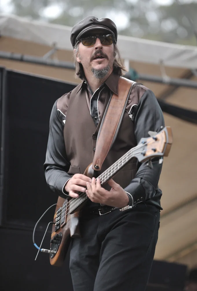 Feetball 'Crootin': Ο Vanderbilt σφίγγει τα χέρια με το βόειο Feetball 'Crootin': Ο Vanderbilt σφίγγει τα χέρια με το βόειο κρέας
| presscode.gr