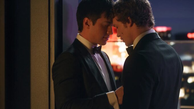 "Heated Rivalry": Πώς ένα ρομαντικό μυθιστόρημα χόκεϊ έγινε μια επιτυχία "Heated Rivalry": Πώς ένα ρομαντικό μυθιστόρημα χόκεϊ έγινε μια επιτυχία του HBO
| presscode.gr