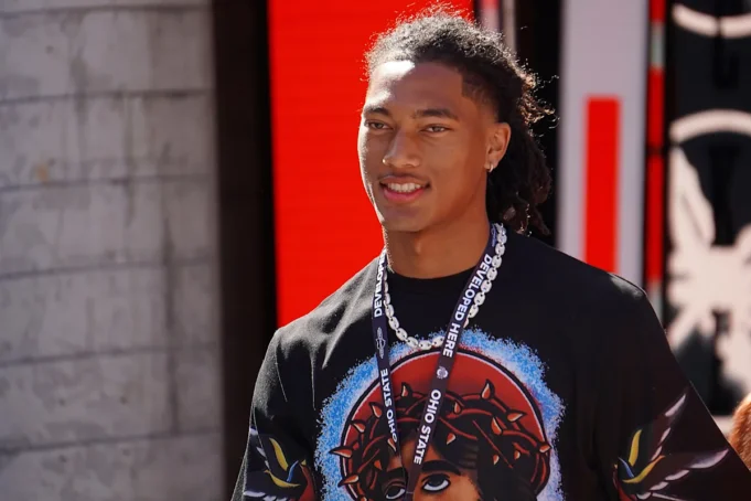 OSU WR Jeremiah Smith καλεί τον Chris Henry Jr. να υπογράψει ως Buckeye
| presscode.gr