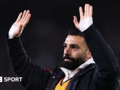 «Ένας από αυτούς πρέπει να φύγει» – αντιδρούν οι οπαδοί της Λίβερπουλ στη συνέντευξη του Σαλάχ
| presscode.gr «Ένας από αυτούς πρέπει να φύγει» - αντιδρούν οι οπαδοί της Λίβερπουλ στη συνέντευξη του Σαλάχ
| presscode.gr