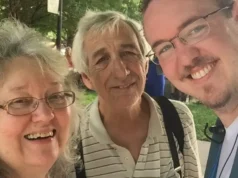 Όταν πέθαναν και οι δύο γονείς μου, έτρεξα από τη λύπη μου θάβοντας τον εαυτό μου στη δουλειά. Έπρεπε να μάθω την ισορροπία επαγγελματικής και προσωπικής ζωής από την αρχή.
| presscode.gr Όταν πέθαναν και οι δύο γονείς μου, έτρεξα από τη λύπη μου θάβοντας τον εαυτό μου στη δουλειά. Έπρεπε να μάθω την ισορροπία επαγγελματικής και προσωπικής ζωής από την αρχή.
| presscode.gr