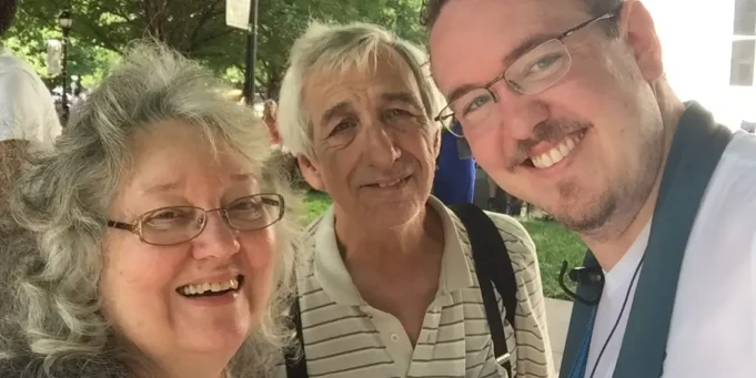 Όταν πέθαναν και οι δύο γονείς μου, έτρεξα από τη Όταν πέθαναν και οι δύο γονείς μου, έτρεξα από τη λύπη μου θάβοντας τον εαυτό μου στη δουλειά. Έπρεπε να μάθω την ισορροπία επαγγελματικής και προσωπικής ζωής από την αρχή.
| presscode.gr