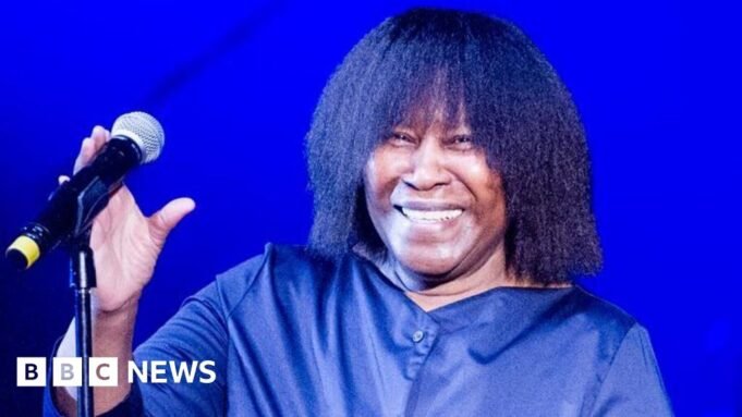 Η Joan Armatrading στο χορωδιακό της έργο τιμά τους ανθρώπους του Μπέρμιγχαμ
| presscode.gr