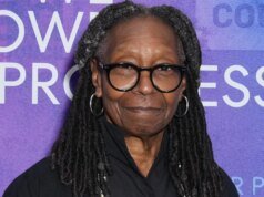 Η Γούπι Γκόλντμπεργκ καλωσορίζει το 2ο δισέγγονο
| presscode.gr Η Γούπι Γκόλντμπεργκ καλωσορίζει το 2ο δισέγγονο
| presscode.gr