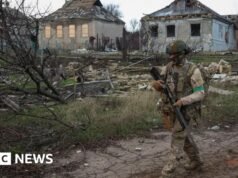 Η Ουκρανία ετοιμάζει νέο ειρηνευτικό σχέδιο καθώς ο Ζελένσκι αποκλείει την παραχώρηση γης
| presscode.gr Η Ουκρανία ετοιμάζει νέο ειρηνευτικό σχέδιο καθώς ο Ζελένσκι αποκλείει την παραχώρηση γης
| presscode.gr