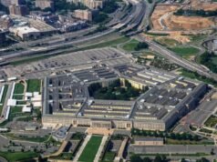 Η οικογένεια του Κολομβιανού που σκοτώθηκε σε αμερικανική επίθεση κατέθεσε αμφισβήτηση για τα ανθρώπινα δικαιώματα
| presscode.gr Η οικογένεια του Κολομβιανού που σκοτώθηκε σε αμερικανική επίθεση κατέθεσε αμφισβήτηση για τα ανθρώπινα δικαιώματα
| presscode.gr