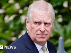 Μετονομασία για γήπεδο γκολφ που φέρει το όνομα του πρώην πρίγκιπα Andrew
| presscode.gr Μετονομασία για γήπεδο γκολφ που φέρει το όνομα του πρώην πρίγκιπα Andrew
| presscode.gr