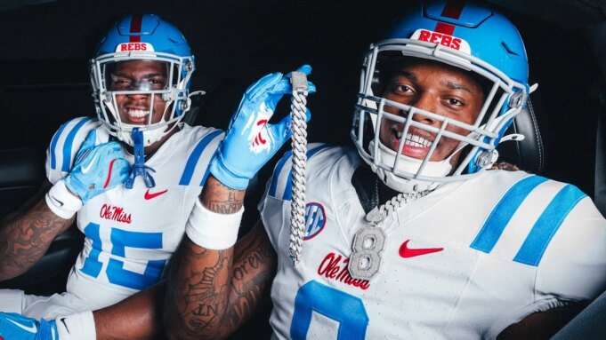 Μπορεί η Ole Miss, η Οκλαχόμα, το Όρεγκον, το Τέξας Μπορεί η Ole Miss, η Οκλαχόμα, το Όρεγκον, το Τέξας A&M να φιλοξενήσει τα πλέι οφ του κολεγιακού ποδοσφαίρου;
| presscode.gr