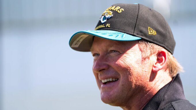 Ο Jon Gruden σκίζει την επιτροπή του College Football Playoff μετά από αμφιλεγόμενες αποφάσεις
| presscode.gr