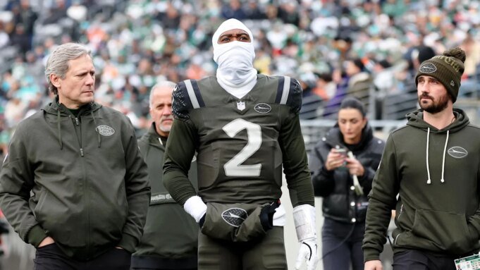 Ο Tyrod Taylor αποχωρεί από το παιχνίδι Dolphins–Jets, αντικαθίσταται από Ο Tyrod Taylor αποχωρεί από το παιχνίδι Dolphins–Jets, αντικαθίσταται από Undrafted Rookie QB
| presscode.gr