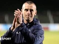 Ο Κέρνεϊ διορίστηκε προπονητής της Ballymena United
| presscode.gr Ο Κέρνεϊ διορίστηκε προπονητής της Ballymena United
| presscode.gr