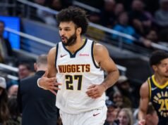 Ο Μάρεϊ των Νάγκετς θανατηφόρος από 3, ρίχνει 52 πόντους
| presscode.gr Ο Μάρεϊ των Νάγκετς θανατηφόρος από 3, ρίχνει 52 πόντους
| presscode.gr