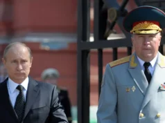 Ο πρώην ανώτατος Ρώσος στρατηγός είπε ότι θα έδινε σε «ολόκληρη τη ρωσική κοινότητα πληροφοριών» αποτυχία για την εισβολή στην Ουκρανία
| presscode.gr Ο πρώην ανώτατος Ρώσος στρατηγός είπε ότι θα έδινε σε «ολόκληρη τη ρωσική κοινότητα πληροφοριών» αποτυχία για την εισβολή στην Ουκρανία
| presscode.gr