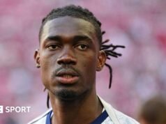 Οι Spurs διερευνούν την αξίωση για το υποξείδιο του αζώτου Bissouma
| presscode.gr Οι Spurs διερευνούν την αξίωση για το υποξείδιο του αζώτου Bissouma
| presscode.gr