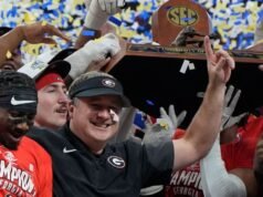 Οι έξυπνοι, τα μπουλντόγκ εξημερώνουν επιτέλους την παλίρροια, κερδίζουν τον τίτλο της SEC
| presscode.gr Οι έξυπνοι, τα μπουλντόγκ εξημερώνουν επιτέλους την παλίρροια, κερδίζουν τον τίτλο της SEC
| presscode.gr