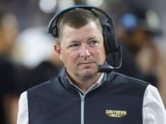 Πηγές: Ο Τουλέιν θα προωθήσει τον Χολ σε προπονητή
| presscode.gr Πηγές: Ο Τουλέιν θα προωθήσει τον Χολ σε προπονητή
| presscode.gr