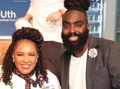 Πριν γνωρίσω τον σύζυγό μου παίκτη NFL, ήθελα μια καριέρα στην εκπαίδευση. Τώρα εκπαιδεύω τα 6 παιδιά μας στο σπίτι και τα βάζω να φορούν στολές.
| presscode.gr Πριν γνωρίσω τον σύζυγό μου παίκτη NFL, ήθελα μια καριέρα στην εκπαίδευση. Τώρα εκπαιδεύω τα 6 παιδιά μας στο σπίτι και τα βάζω να φορούν στολές.
| presscode.gr