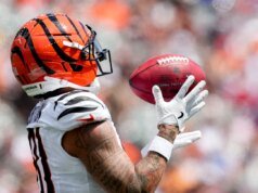 Το Bengals αναστέλλει τον Wide Receiver για την Εβδομάδα 14 Παιχνίδι έναντι λογαριασμών
| presscode.gr Το Bengals αναστέλλει τον Wide Receiver για την Εβδομάδα 14 Παιχνίδι έναντι λογαριασμών
| presscode.gr