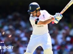 Το δεύτερο τεστ ξεκινάει με τέσσερα overs του χάους
| presscode.gr Το δεύτερο τεστ ξεκινάει με τέσσερα overs του χάους
| presscode.gr