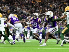 Το ποδόσφαιρο LSU μαθαίνει το παιχνίδι μπολ και τον αντίπαλο την ημέρα επιλογής
| presscode.gr Το ποδόσφαιρο LSU μαθαίνει το παιχνίδι μπολ και τον αντίπαλο την ημέρα επιλογής
| presscode.gr